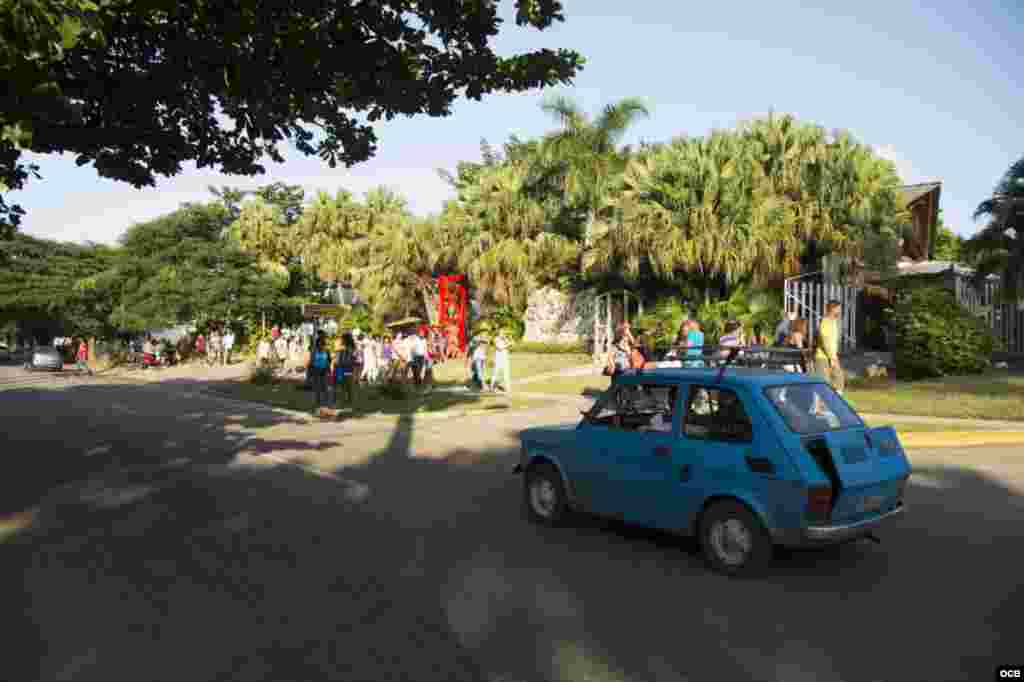 Vista general de la entrada a Pabexpo, FIART 2016, Habana, Cuba.