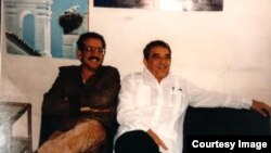 Norberto Fuentes y Gabriel García Márquez en La Habana. 