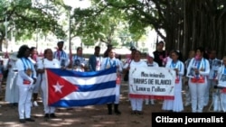 Reporta Cuba. Damas de Blanco en el Parque Gandhi (15 de febrero).
