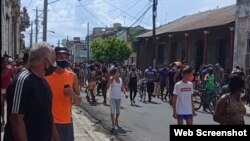 Protestas del 11 de julio en Cienfuegos. (Captura de video/La Cola de la Libertad)