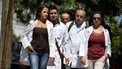 Nuevo contrato pone presión sobre médicos cubanos