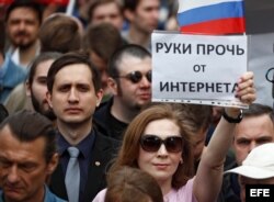 Miles de personas protestan en Moscú contra el bloqueo de Telegram