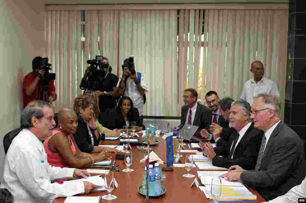 Tercera ronda de negociaciones entre Cuba y UE, para lograr un acuerdo bilateral, con temas en agenda como DDHH y las relaciones comerciales y económicas. 