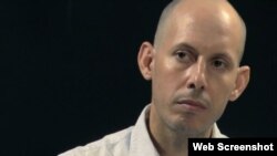 El científico cubano Ariel Ruiz Urquiola es un prisionero de conciencia. 