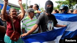 Nicaragüenses celebran la excarcelación de más de 50 presos políticos este martes. 
