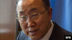 Ban Ki-moon, secretario general de la ONU, durante la entrevista que ha ofrecido a EFE en su despacho de Naciones Unidas.