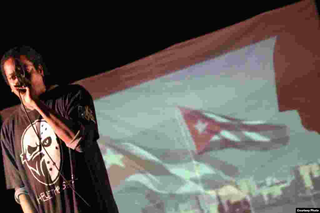 Omni Zona Franca dedica concierto en Miami a Antonio Rodiles