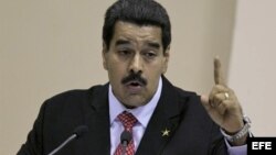 Nicolás Maduro incitó a la clase obrera española contra el gobierno del Partido Popular, que calificó de derecha “facistoide”.