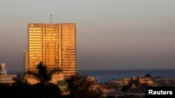 Hotel Meliá Cohiba, operado en La Habana por Meliá Hotels International. (REUTERS/Desmond Boylan).
