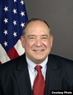 El cubanoamericano Eduardo Aguirre, ex Embajador de EE.UU. en España (2005-2009)