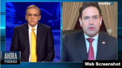 El presentador de Mega TV Oscar Haza entrevistó al senador Marco Rubio. 
