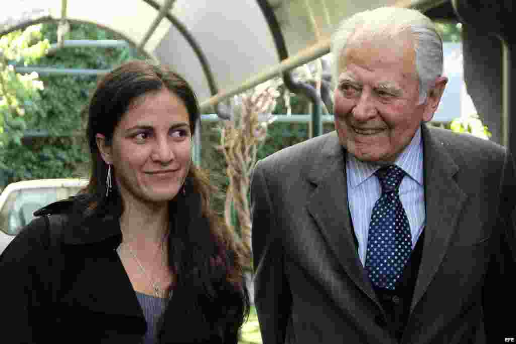 Rosa María Payá junto al visita al expresidente de Chile Patricio Aylwin. 