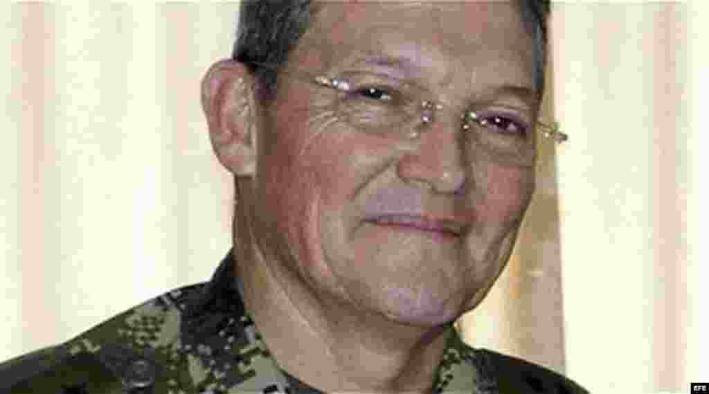 Fotografía sin fechar del brigadier general Rubén Darío Alzate, comandante de la Fuerza de Tarea Titán, secuestrado en el departamento del Chocó por las FARC.