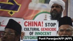 Musulmanes en la India denuncian represión a los uigures en China. (Punit Paranjpe/AFP).