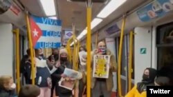 Protesta en el Metro de Madrid. (Captura de video/Twitter)
