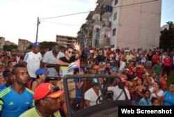 Cienfuegos recibió a Robeisy Ramírez, campeón olímpico de boxeo en los 56 kg.