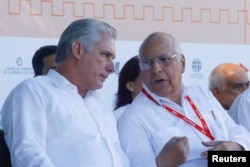 Miguel Díaz-Canel y Ricardo Cabrisas, en la inauguración de la Feria Internacional de La Habana en 2019.