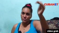 La enfermera intensivista Rosa María Núñez Maldonado explica por qué cree que su hija falleció víctima del dengue hemorrágico y no de lo que le hicieron creer en el Hospital Salvador Allende, de La Habana.