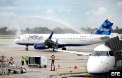 El primer vuelo de JetBlue a Cuba, el 31 de agosto de 2016.