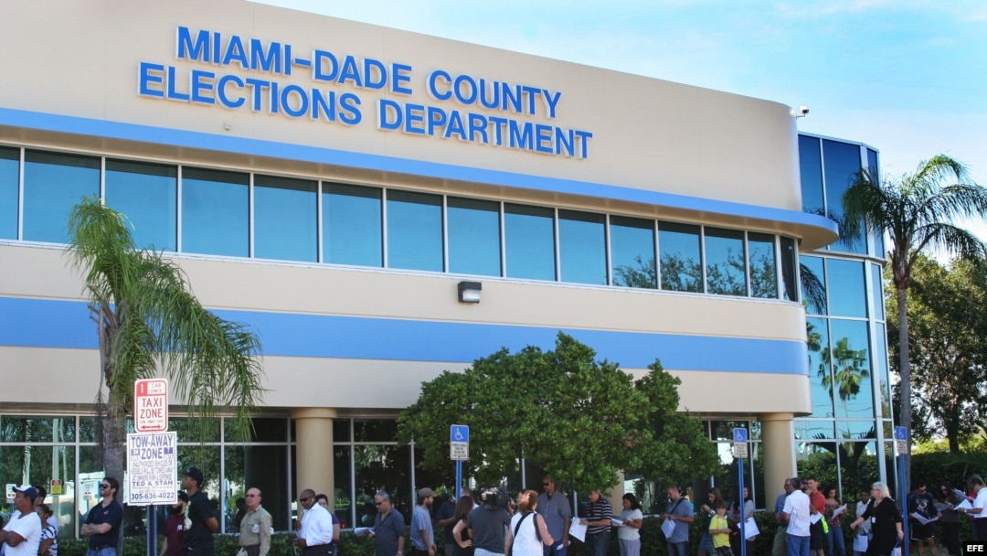 El departamento de Elecciones de Miami, Florida (EE.UU.) el martes 6 de noviembre de 2012. 