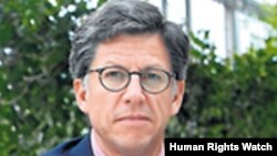 Las Damas de Blanco Haideé Gallardo (izq.) y Sonia Garro (der.) en el Parque Gandhi luego de participar en la habitual marcha de las Damas por l5 Avenida e domingo 11 de enero. Foto BBC.mundo