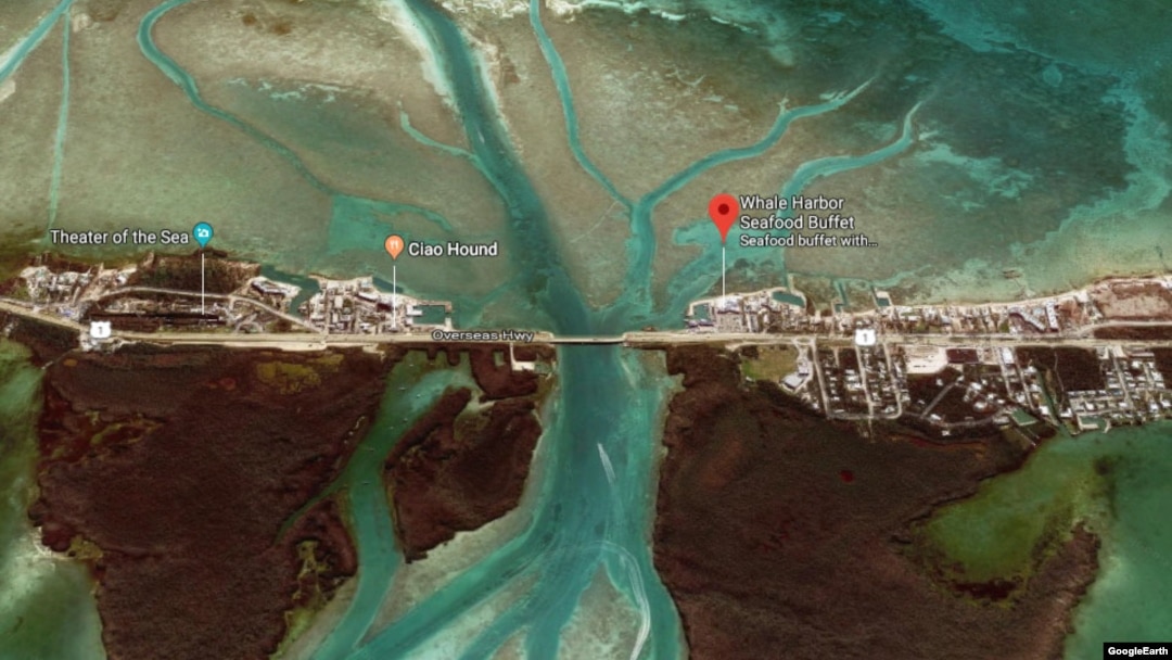El globo rojo de posicionamiento a la entrada de Islamorada marca la zona (Whale Harbor) donde tocaron tierra seis cubanos procedentes de Matanzas.