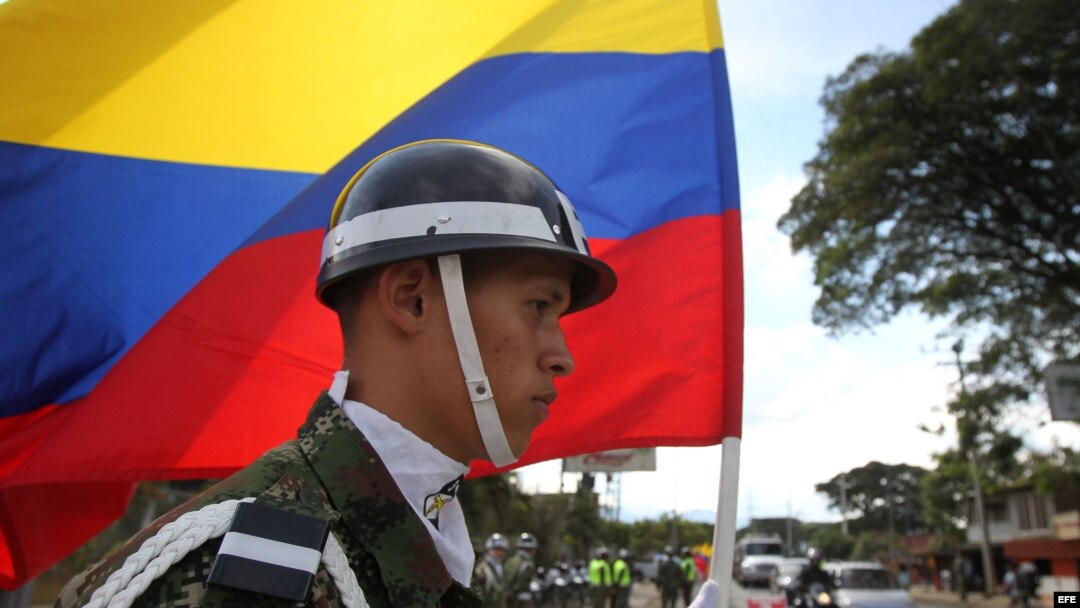 Ejército de Colombia realiza operativo de seguridad en el día previo a las elecciones.