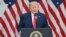 El presidente de Estados Unidos, Donald Trump, habla durante la conmemoración del 25.º aniversario de los atentados del 11 de septiembre de 2001 en el Pentágono, en Washington D. C.