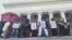 Artistas del Movimiento de San Isidro, en La Habana, protestan contra la imposición del decreto 349. (FACEBOOK).