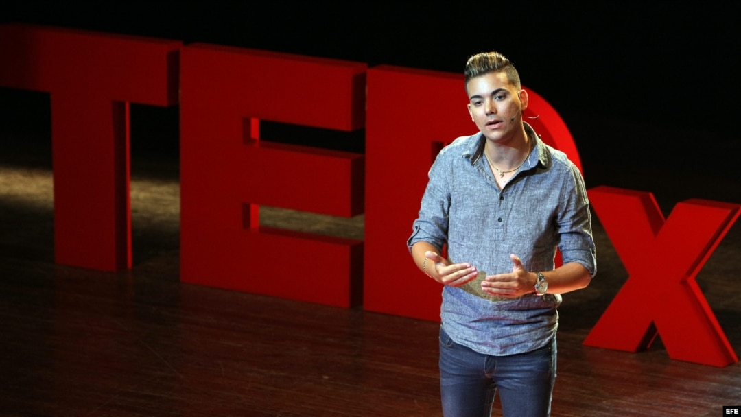 El abogado Manuel Vázquez participa en la primera edición del TEDx Habana. EFE