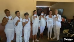 Damas de Blanco multadas en Matanzas este domingo. 