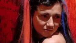 1800 Online con Ana Gimenez