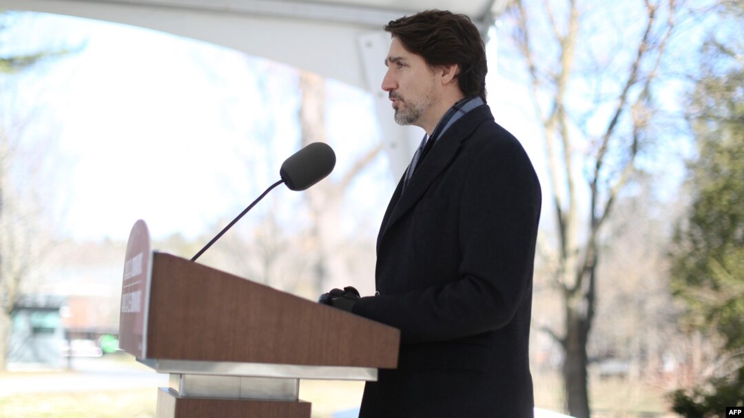 Primer ministro de Canadá Justin Trudeau durante comparecencia por tiroteo en Nueva Escocia