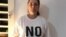 La artista Tania Bruguera, con una camiseta de la campaña contra el Decreto 349, es una de las invitadas al Oslo Freedom Forum. 