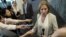 La ministra de Justicia de Israel, Tzipi Livni (i), habla con los medios. Foto de archivo.
