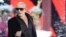 Pitbull actúa en la decimotercera edición de los Premios Grammy Latino en Las Vegas.