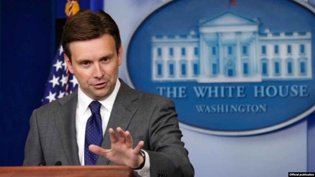 "No estoy listo para anunciar ahora si (Obama) va a asistir" (a la Cumbre de Panamá), dijo el vocero presidencial Josh Earnest. 