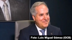 El empresario cubanoamericano Jorge Mas Santos durante una entrevista con Martí Noticias