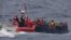 Rescate de balseros cubanos por Guardacostas de la Florida. (Foto 7th Coast Guard District)