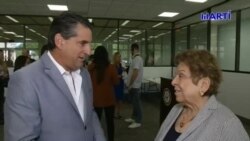Congresistas piden reactivar programa parole de reunificación familiar cubano
