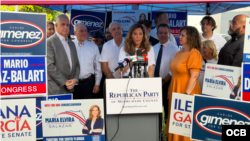 Congresistas estadounidenses en rueda de prensa este viernes desde Miami. (OCB)
