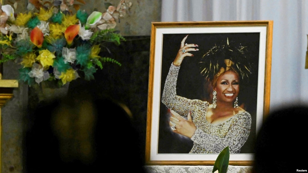 Misa en honor a Celia Cruz en el centenario de su nacimiento, en La Habana. (Reuters/Norlys Perez) 