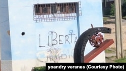 Carteles en Contramaestre, Santiago de Cuba. 