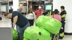 Suspensión de servicios consulares de Cuba crea descontento entre cubanos