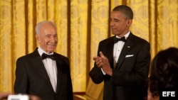 Obama junto a Simon Peres en la Casa Blanca