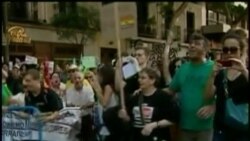 Manifestantes en Madrid exigen la renuncia de Mariano Rajoy