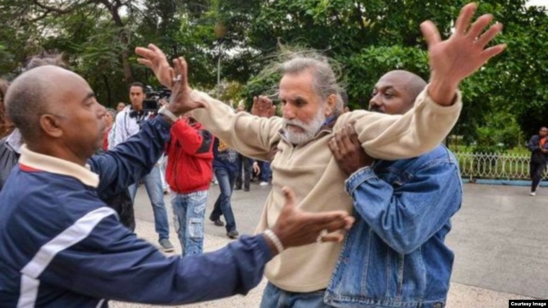 Represión en Cuba (Foto: Cubanet) 