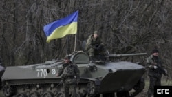 ACTIVISTAS PRORRUSOS SE ALZAN EN LAS PROVINCIAS DEL ESTE DE UCRANIA