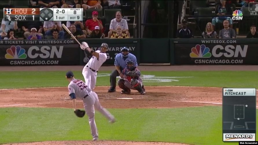 Yoan Moncada bateó un cuadrangular frente a los Astros.