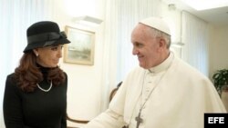 La presidenta Cristina Fernández y el Papa Francisco.